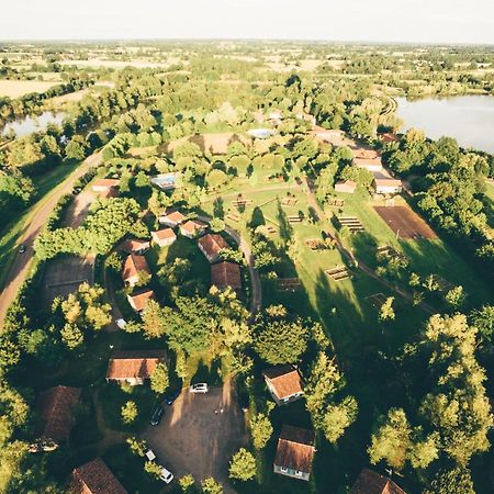 Terres De France - Natura Resort Pescalis Moncoutant Eksteriør bilde