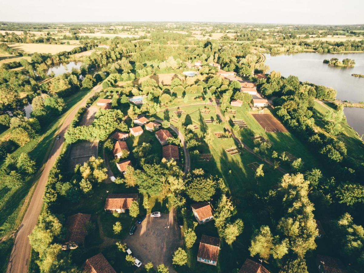 Terres De France - Natura Resort Pescalis Moncoutant Eksteriør bilde